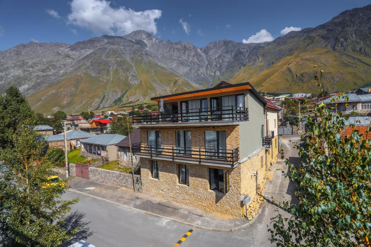 Hotel INSIDE Kazbegi Exterior foto