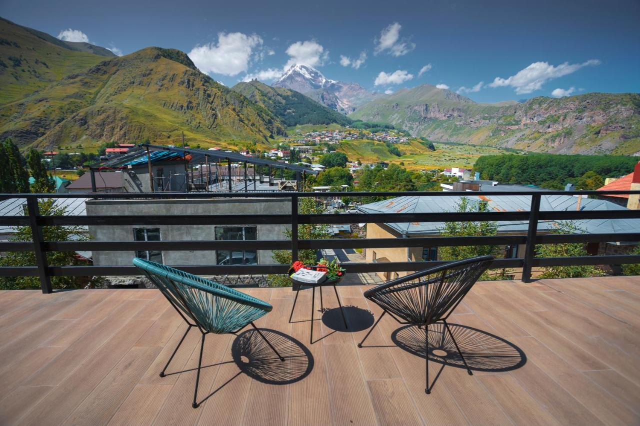 Hotel INSIDE Kazbegi Exterior foto