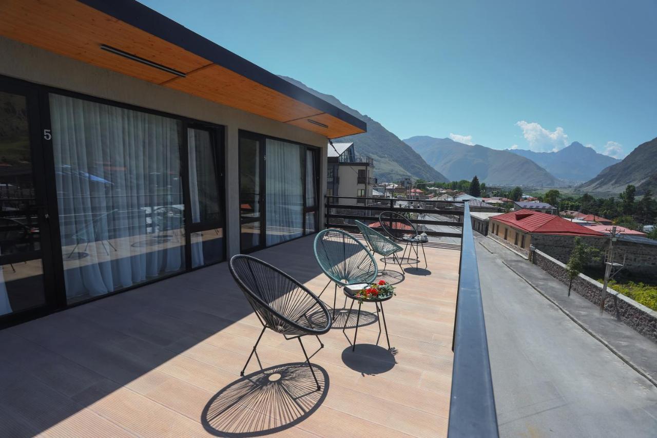 Hotel INSIDE Kazbegi Exterior foto