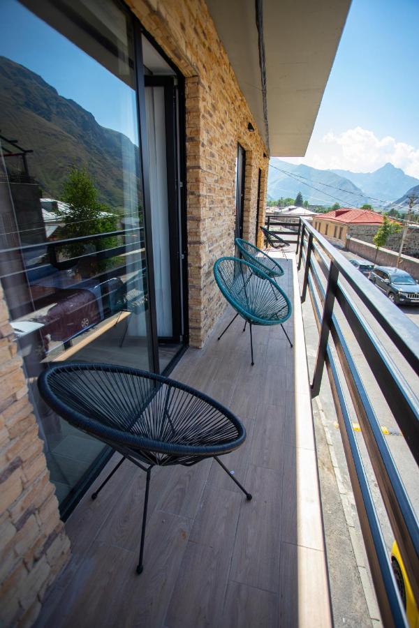 Hotel INSIDE Kazbegi Exterior foto